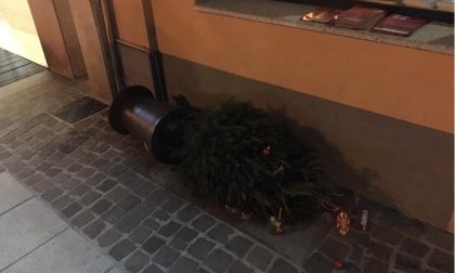 Arona: vandali in azione nella galleria di Corso Repubblica