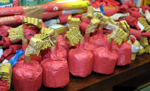 Botti Capodanno: vietati anche a Castelletto