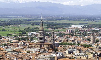 Chiusura al traffico pedonale e veicolare di via delle Rosette a Novara