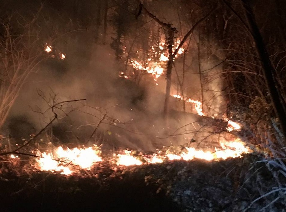 Grazie all’incredibile lavoro dei volontari è stato spento l’incendio di Briga