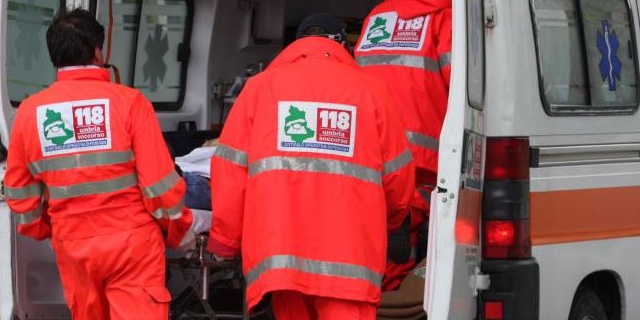 Muore in un locale a Novara dopo un malore