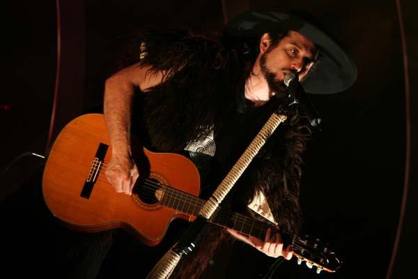 Capossela in arrivo a Novara