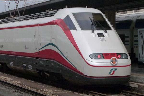Frecciabianca addio, interviene la Regione