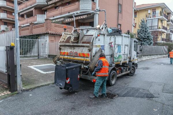 I servizi di raccolta rifiuti a Novara per Santo Stefano