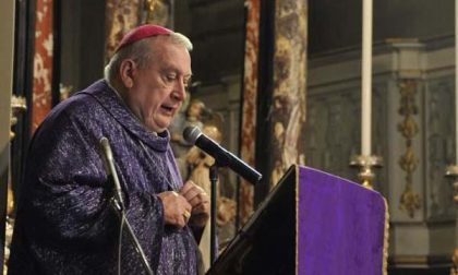 “La porta della misericordia resta sempre aperta”: è il messaggio di Natale del vescovo