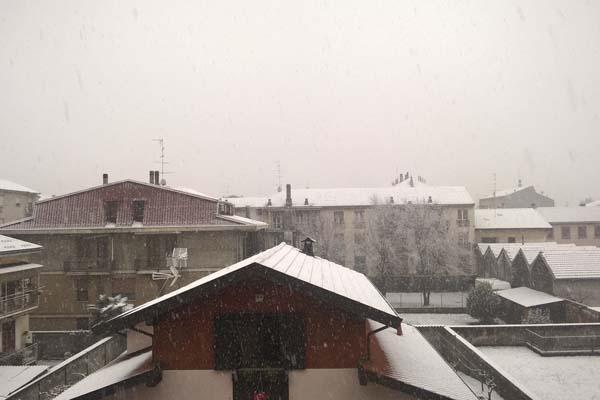 Nevica abbondantemente su tutto il Novarese