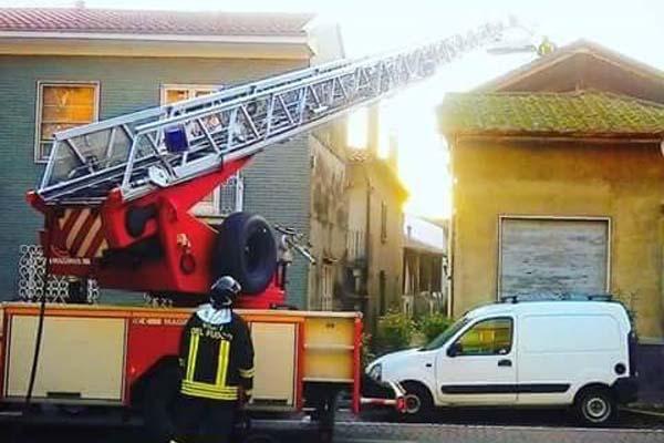 Principio d’incendio da una canna fumaria