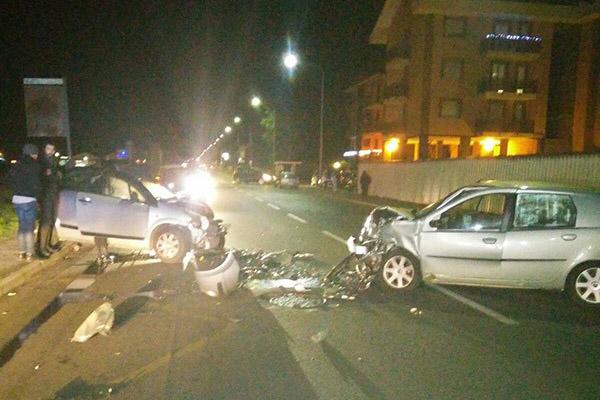 Scontro tra due auto in corso Risorgimento