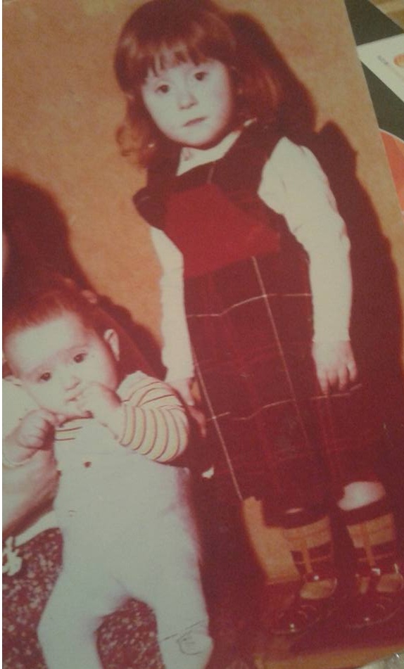 Disperato appello: “Aiutatemi a trovare i miei fratelli”