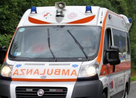 Arona: Ennesimo pedone investito in corso Liberazione