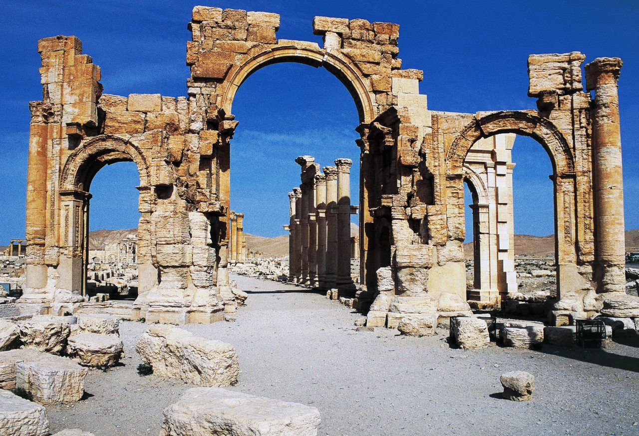 Arona ospiterà in piazza San Graziano l’arco distrutto a Palmira