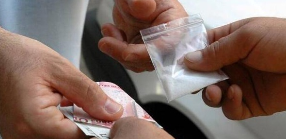 Arrestato uno spacciatore minorenne