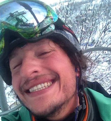 Cameri: sconcerto per la tragica fine di Davide Carmagnola, 35enne caduto in un dirupo con lo snowboard