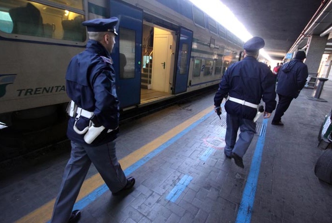 Novara nigeriano molesta una 24enne sul treno