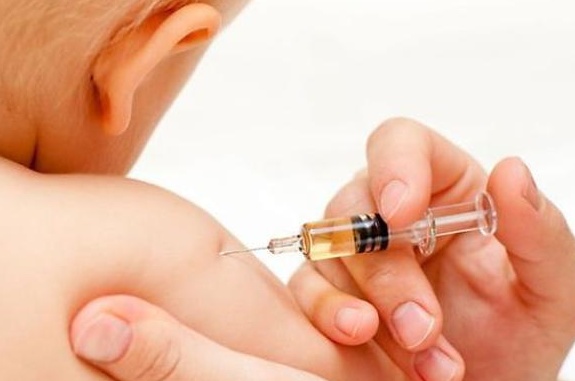 Vaccini arriva doppia multa