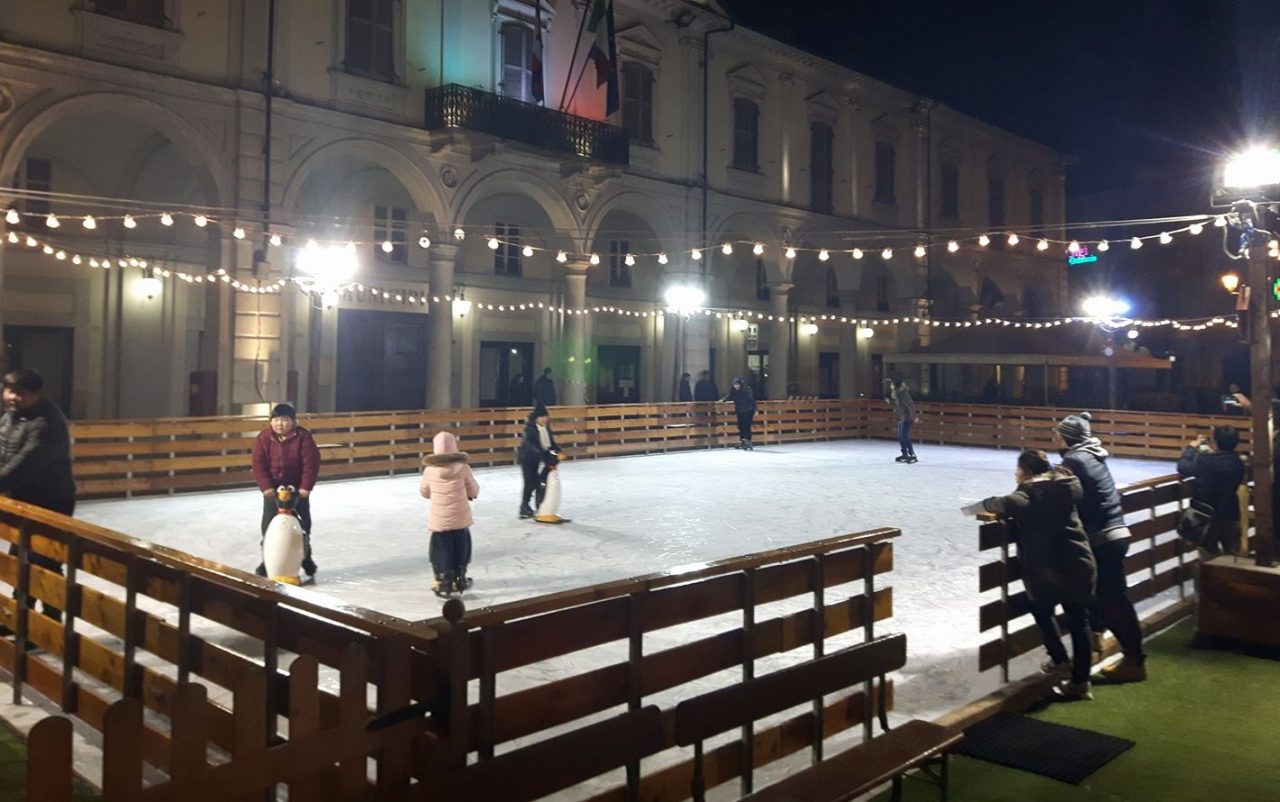 Trecate On Ice in piazza Cavour