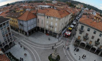 Antonio Di Pietro a Borgomanero