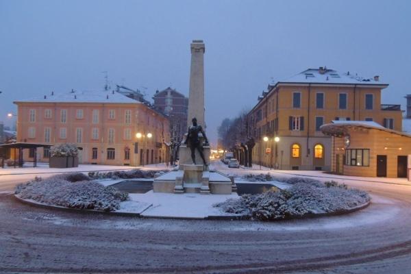 Borgomanero sotto la neve (fotogallery)