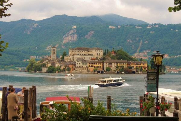 The Telegraph: “Orta è il borgo più bello d’Italia”