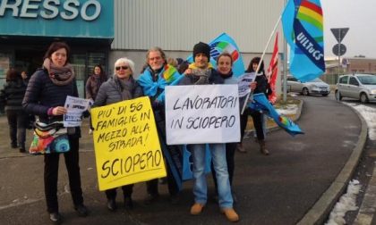 Dipendenti in sciopero al Carrefour di Borgomanero