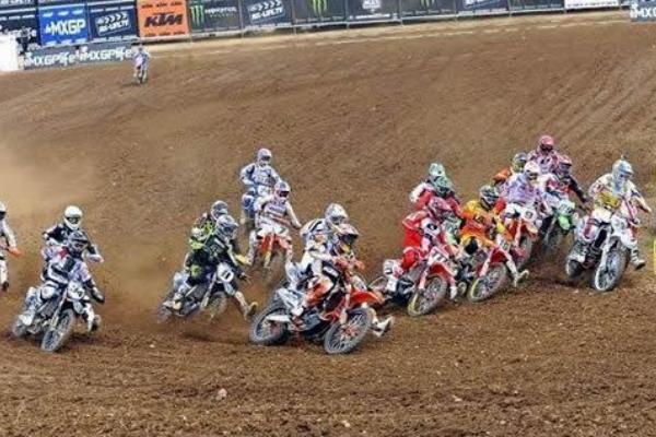 Raccolta firme in sostegno della pista sotto sequestro