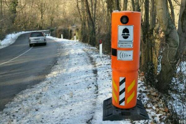 Sicurezza stradale.  Due colonnine sono state installate tra San Carlo e Dagnente