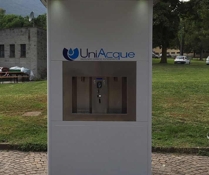 Arona: finalmente arrivano le nuove casette dell’acqua