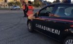 Gattico: torna a casa ubriaca e incendia il divano