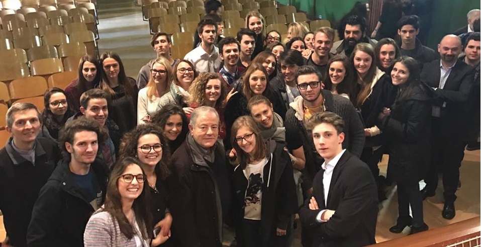 Lo chef Cannavacciuolo ha incontrato gli studenti a Borgomanero