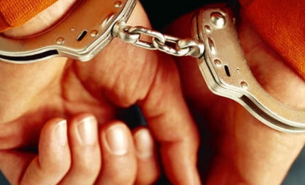 Trecate: maltratta l’ex compagna, arrestato in Salento