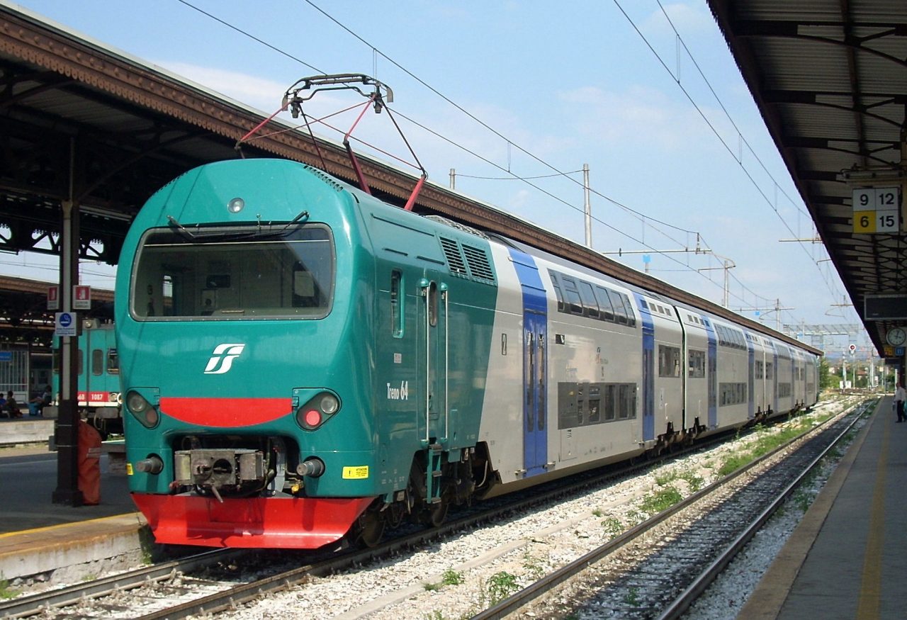 Treni regionali: “Situazione inaccettabile per soppressioni e disservizi”