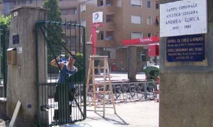 Campo di atletica “nella bufera”