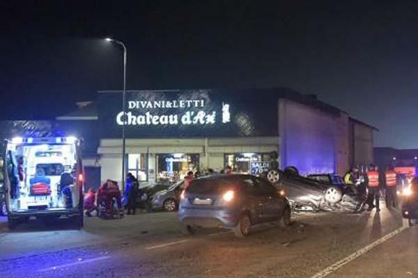 Incidente con 4 veicoli coinvolti a Trecate: traffico in tilt