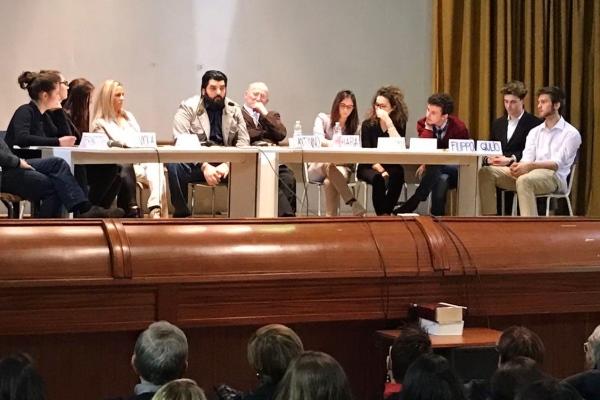 Lo chef Cannavacciuolo docente per un giorno al Liceo del Gusto di Borgomanero