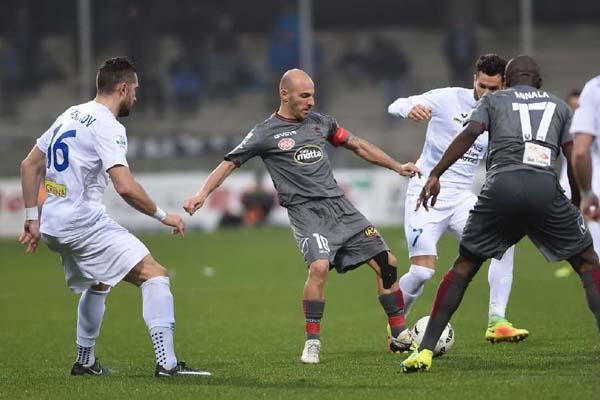 Novara Calcio, una boccata d’ossigeno