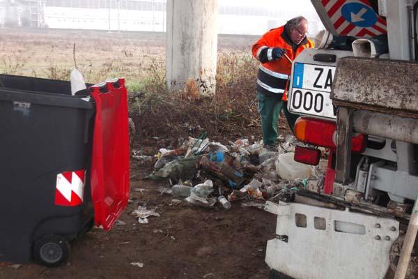 Personale Assa e cantieristi al lavoro in corso Risorgimento (FOTOGALLERY)