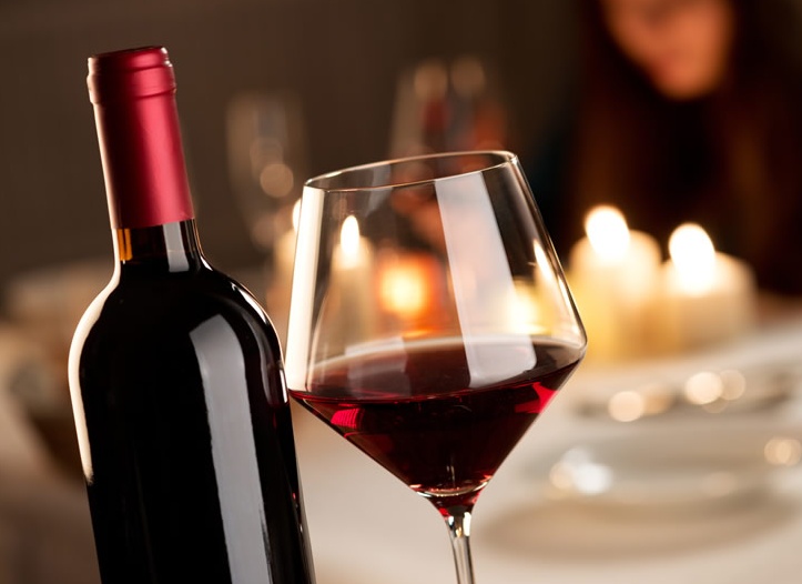 Cercasi “assaggiatori di vino”: contratto a tempo indeterminato