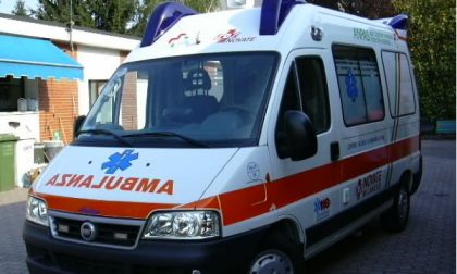 Incidente in tangenziale: donna in rianimazione