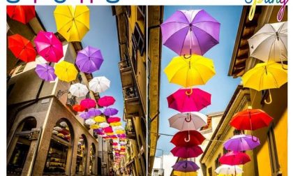 Torna "UndercoloursArona" con 1000 ombrelli colorati