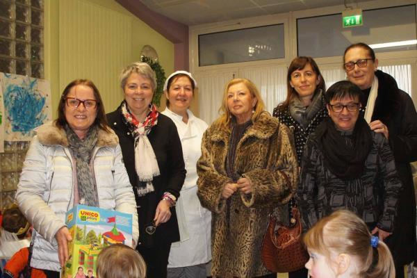 Doni di Carnevale per i bimbi del Nido Arcobaleno di Borgomanero