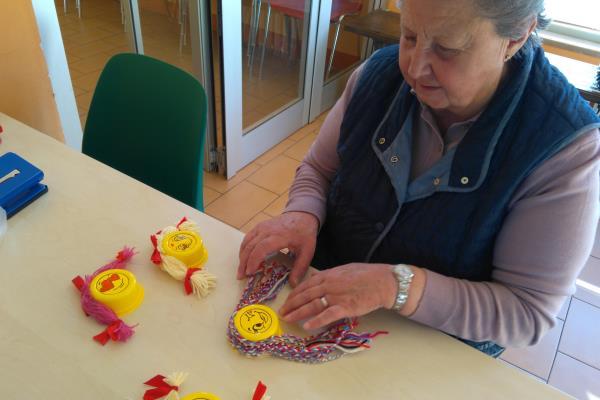 Emoticons: non solo faccine da whatsapp, così si cura anche la solitudine