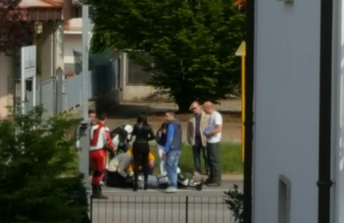 Motociclista investito davanti al Barazzoni