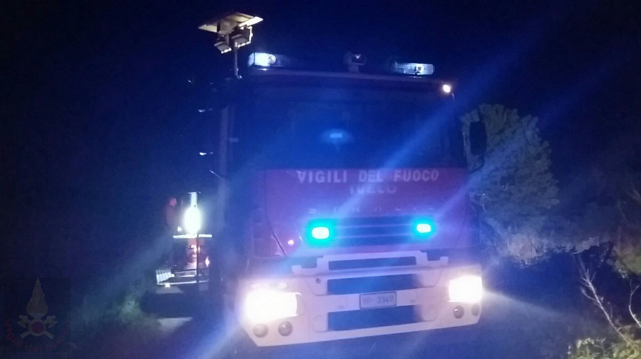 Varallo Pombia: cabina elettrica prende fuoco, arrivano i pompieri