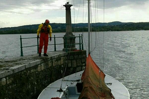 Barca a vela in difficoltà: messa in sicurezza dai Vigili del fuoco