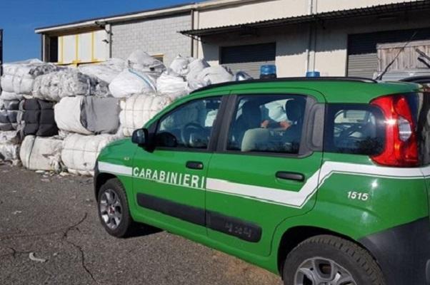 Cressa: tre denunciati per gestione illecita di rifiuti