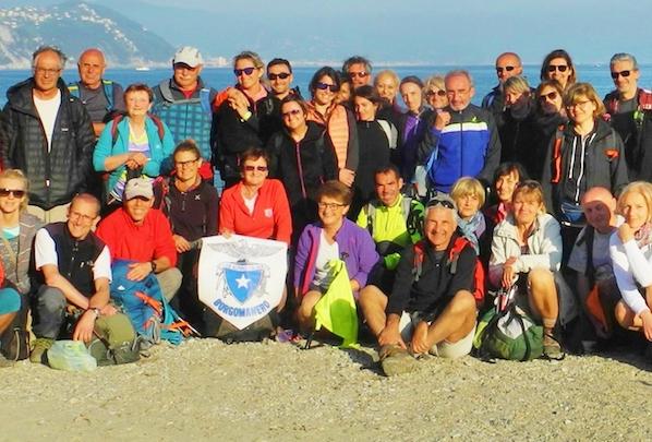 Gli appassionati di montagna per un giorno… al mare