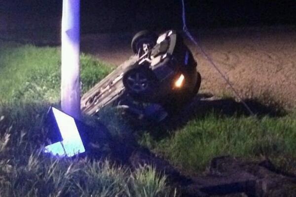 Incidente a Cameriano: auto fuori strada