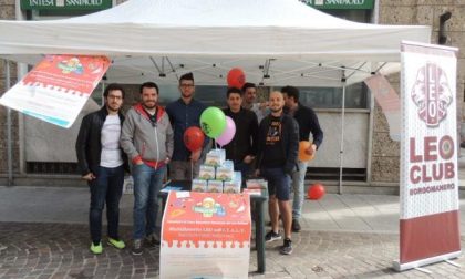 Leo Club Borgomanero in piazza per “School 4 U”