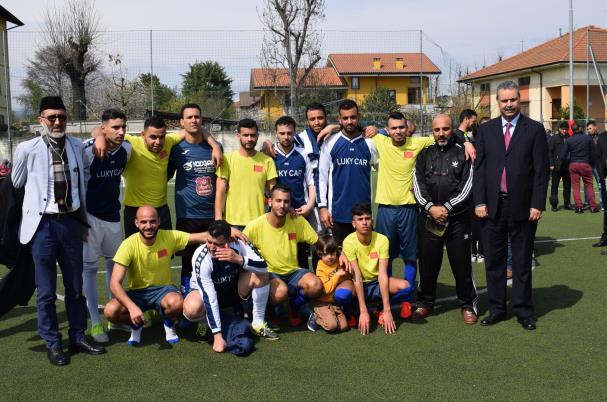 Un torneo di calcetto extra…comunitario