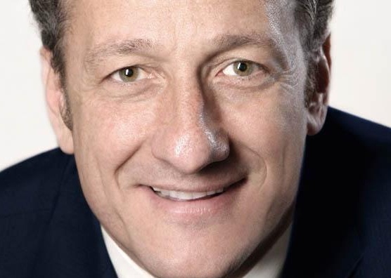 Arona: domani consiglio comunale “a scuola”, è polemica